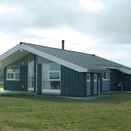 Only 400 Meters From The Water